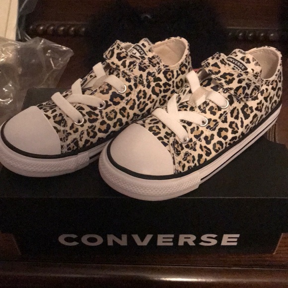 childrens converse size 10